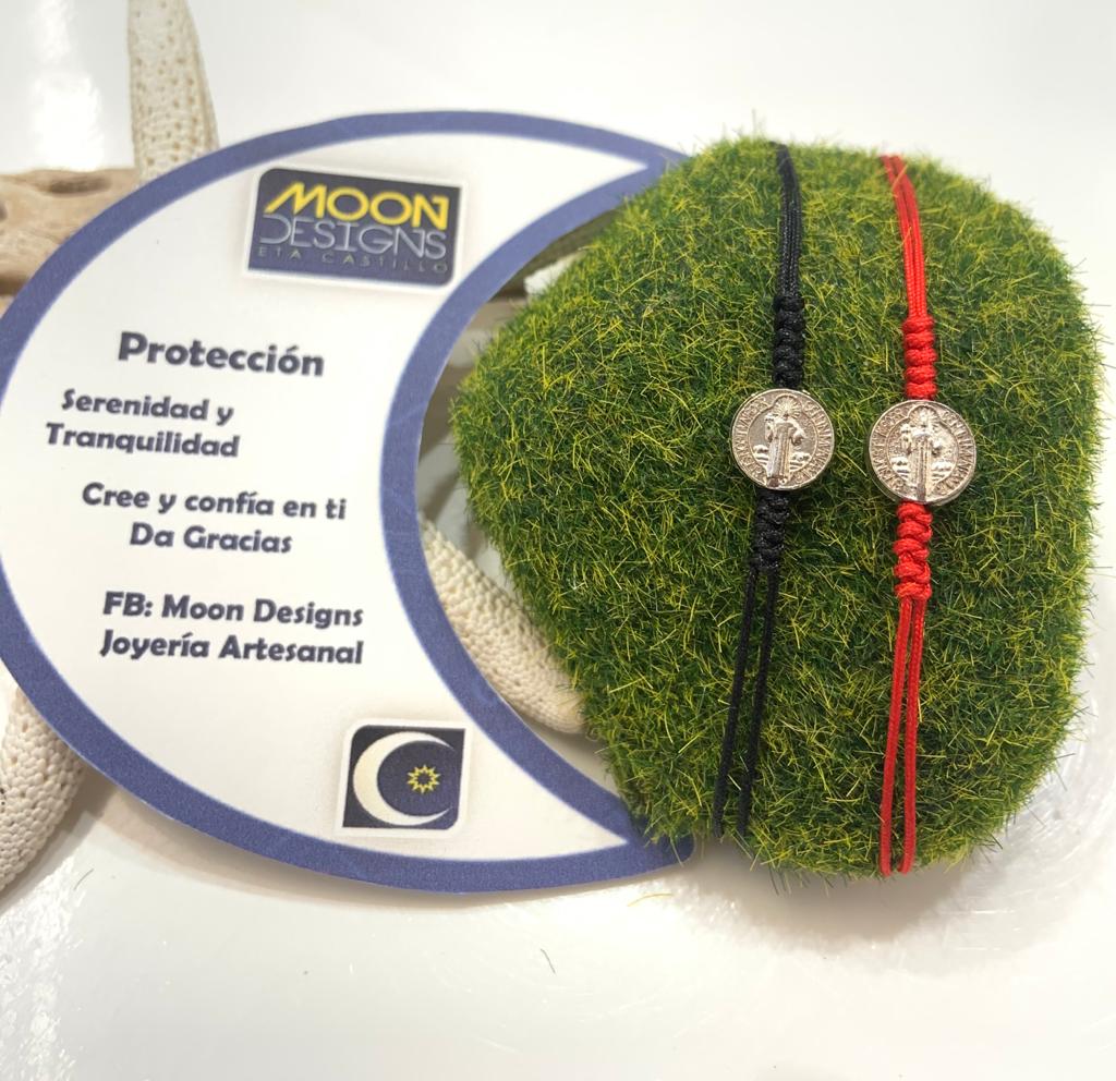 Medalla San Benito – Moon Designs Joyería Artesanal