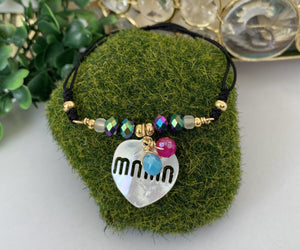 Pulsera Mamá en Nácar